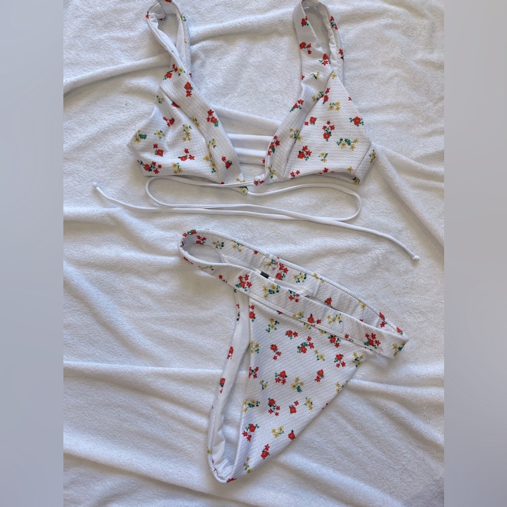 Yandy Wrap Thong Bikini Ditsy Floral White Boho